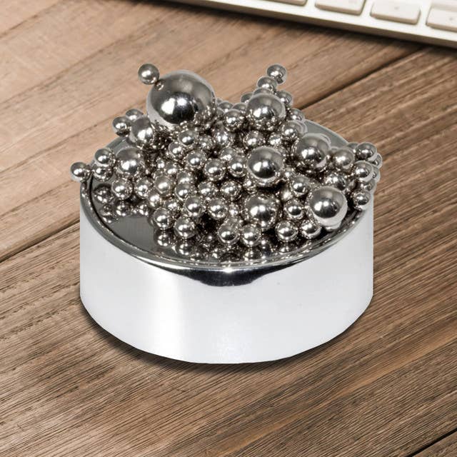 Magnetic Spheres Desk Sculpture