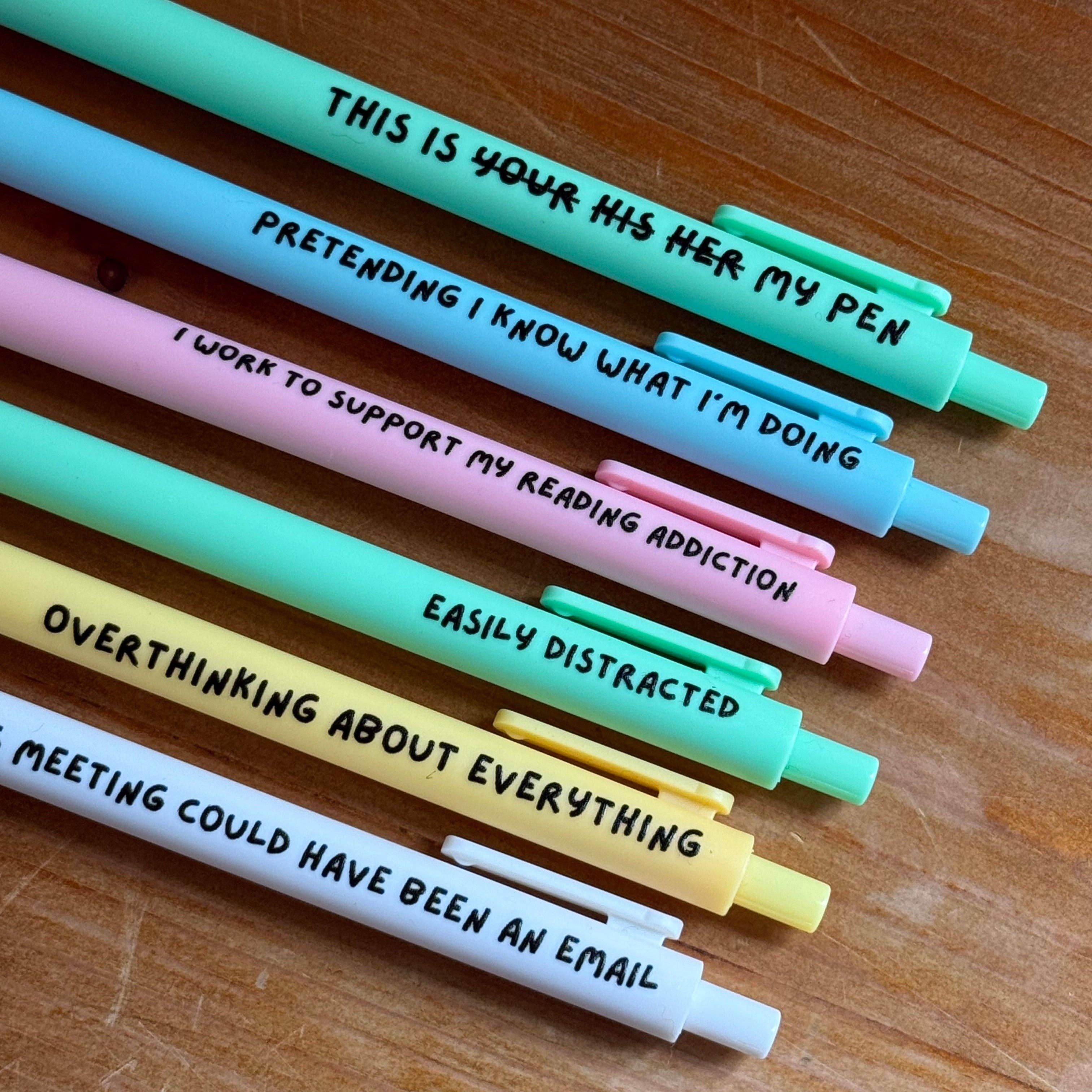 Quirky Doodles - Funny Quote Pens: Green - Easily Distracted